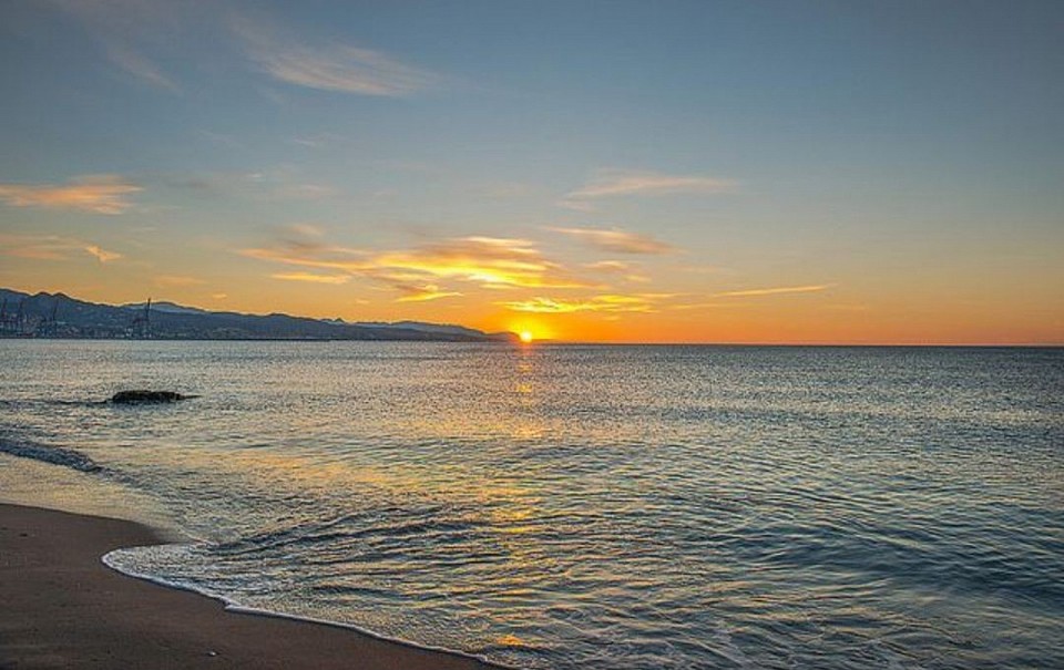 PRECIOSO ATARDECER